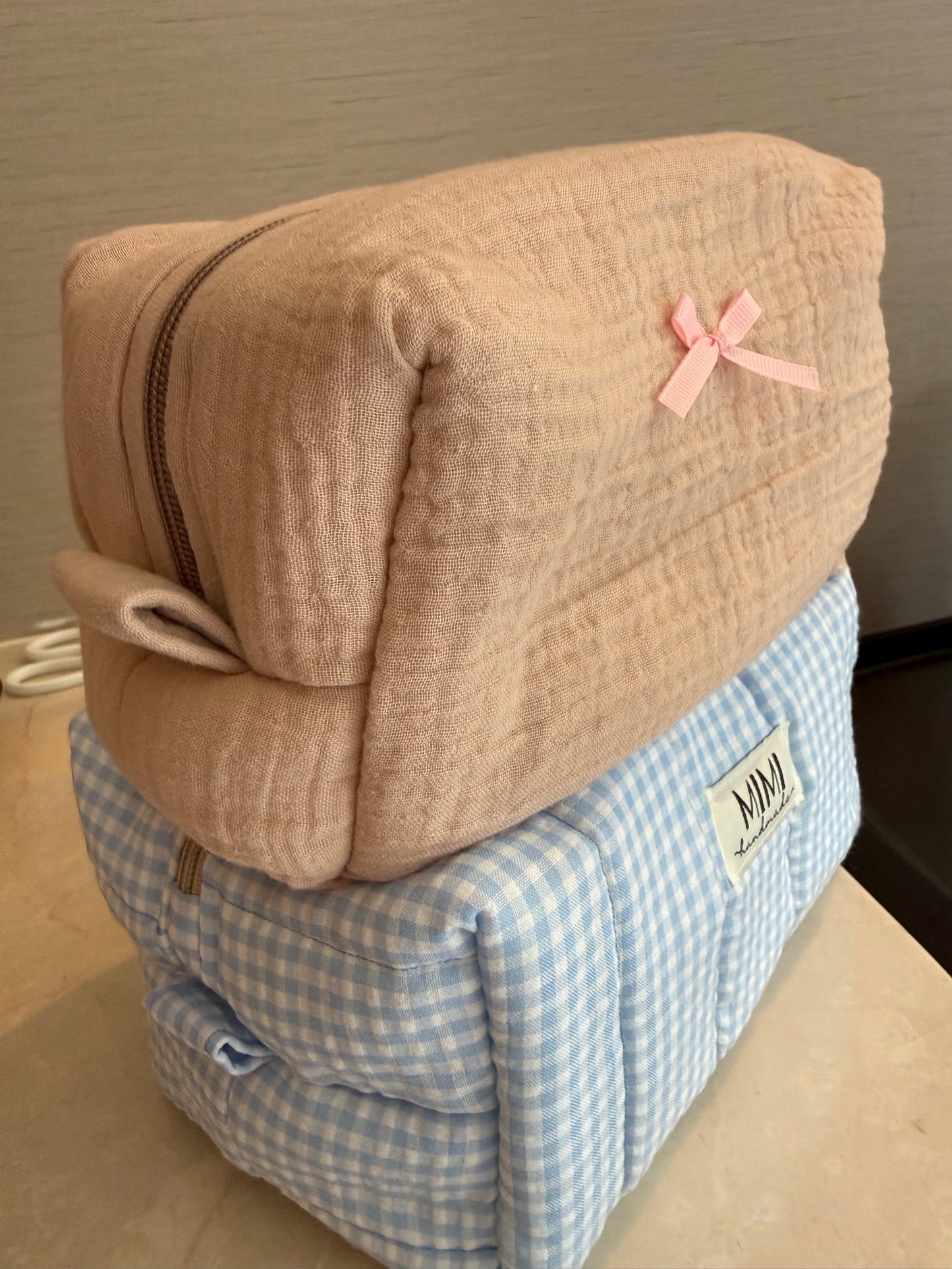 Latte Boxy Pouch